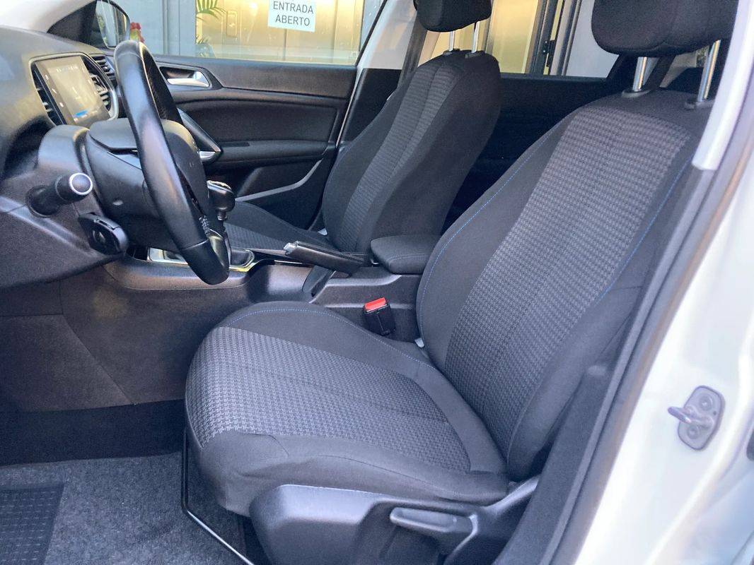 peugeot-308-sw-2021-diesel-1499cc