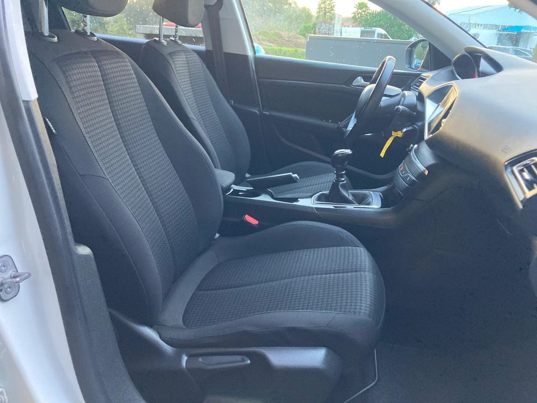 peugeot-308-sw-2021-diesel-1499cc