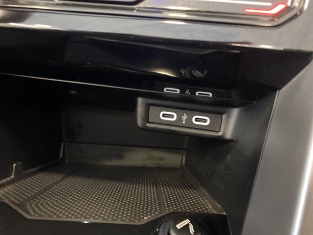volkswagen-golf-cabriolet-2023-gasolina-999cc