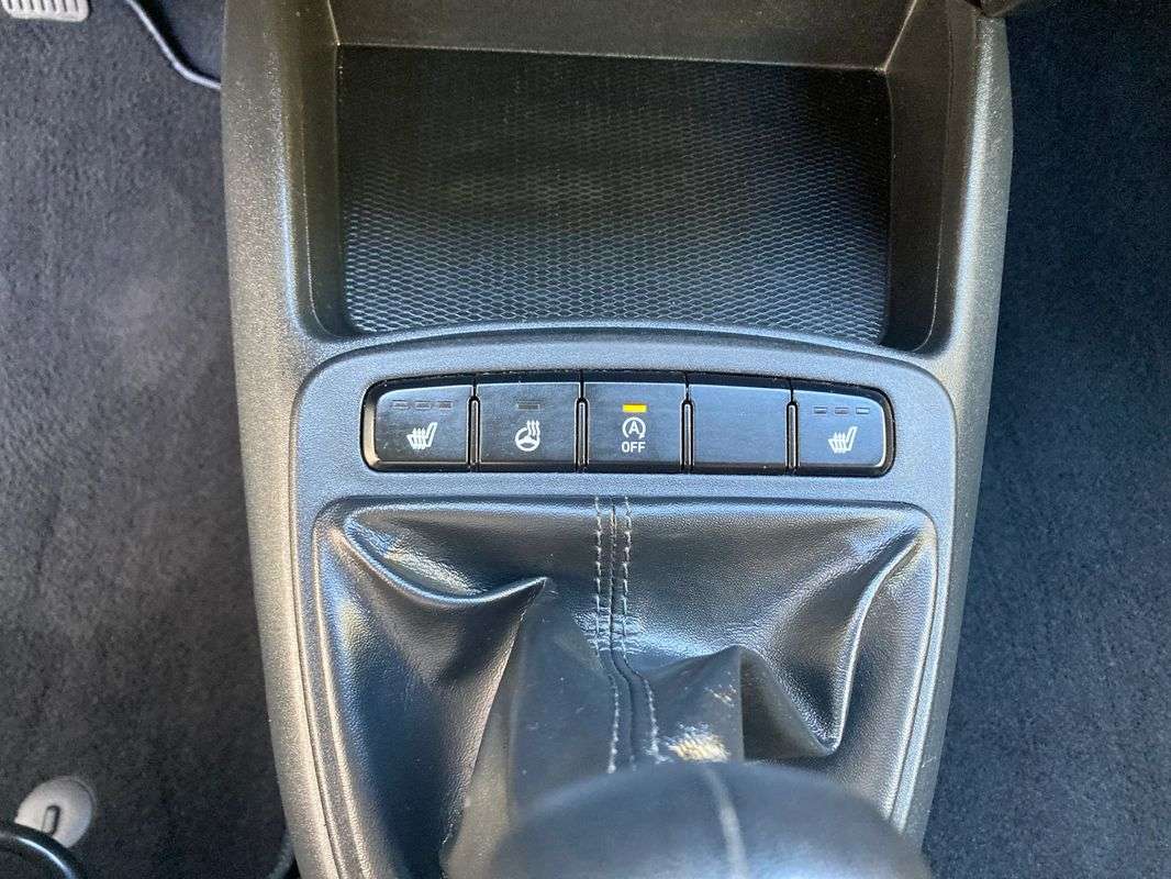hyundai-i10-2021-gasolina-998cc