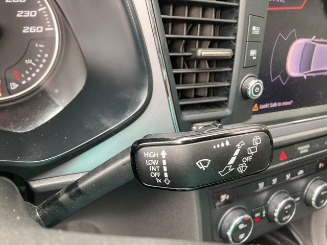 seat-leon-2019-gasolina-999cc