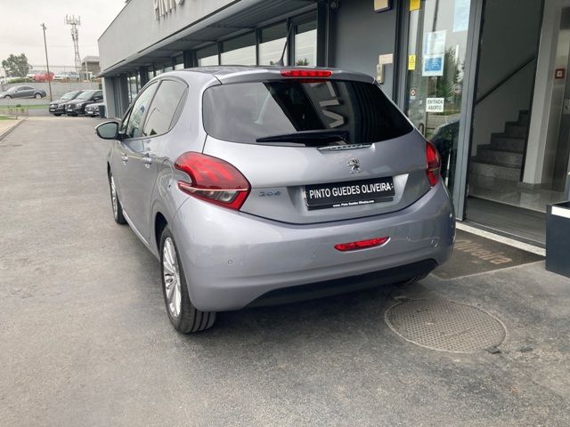 peugeot-208-2019-diesel-1499cc