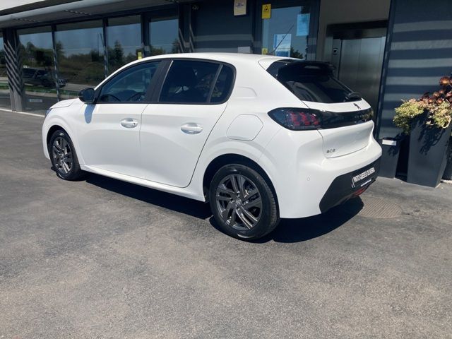 peugeot-208-2022-diesel-1499cc