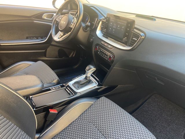 kia-xceed-2022-hibrido-a-gasolina-1580cc
