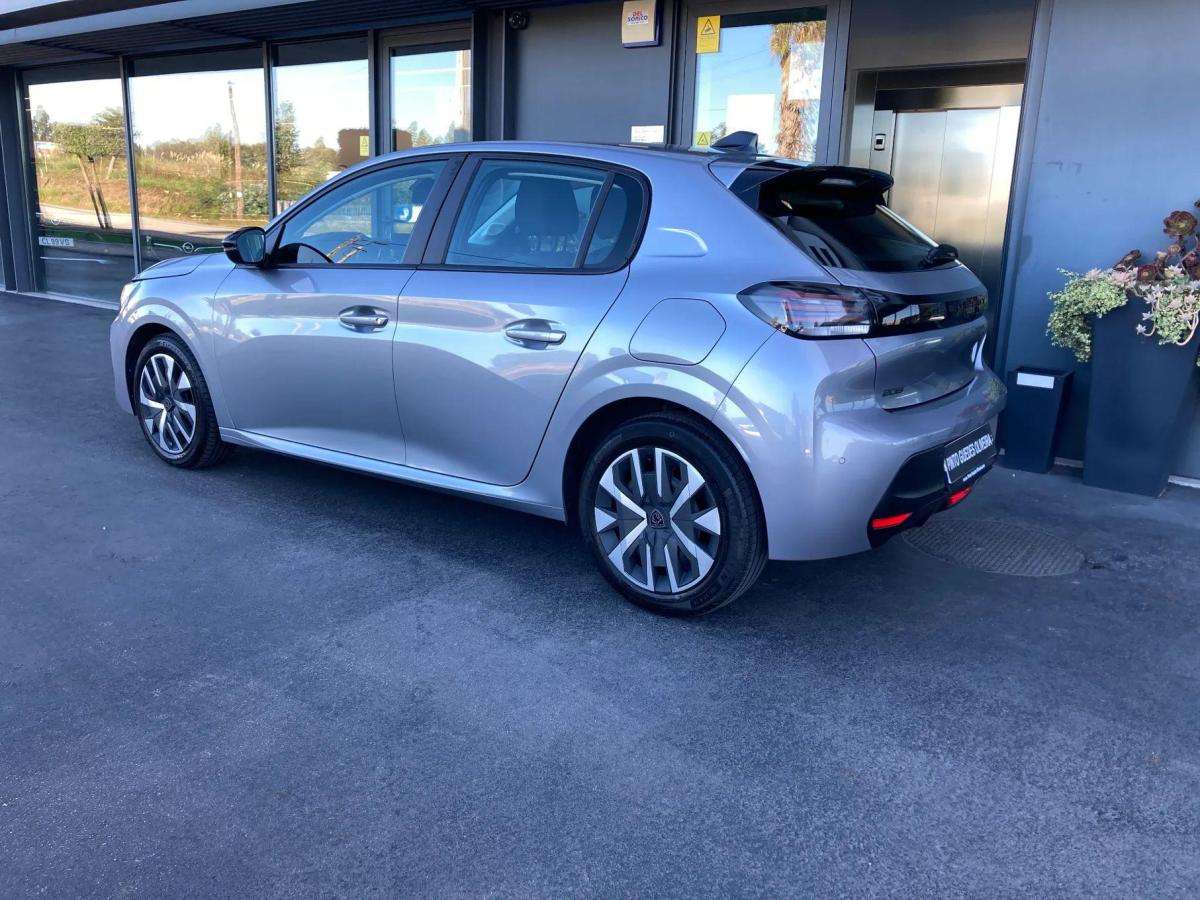 peugeot-208-2024-gasolina-1199cc