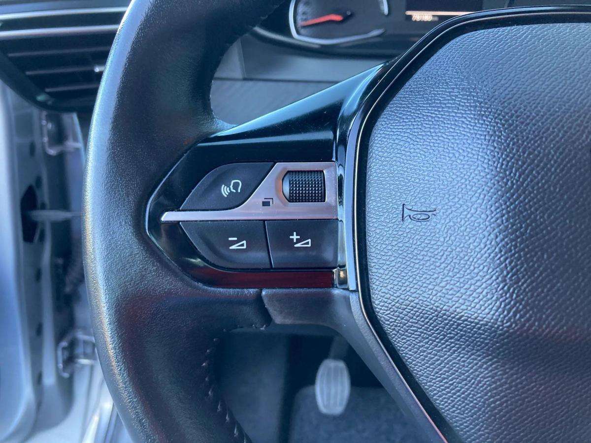 peugeot-208-2024-gasolina-1199cc