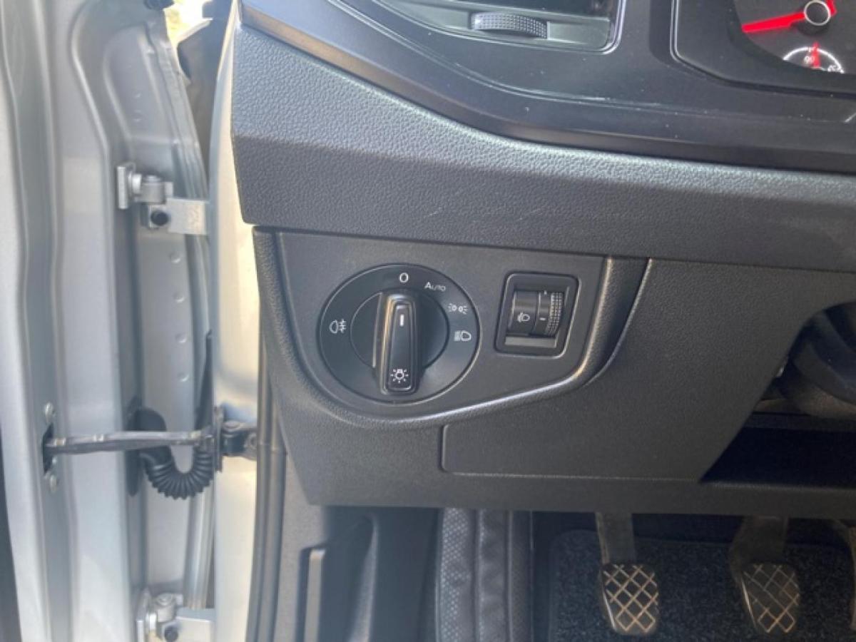volkswagen-polo-2019-gasolina-999cc