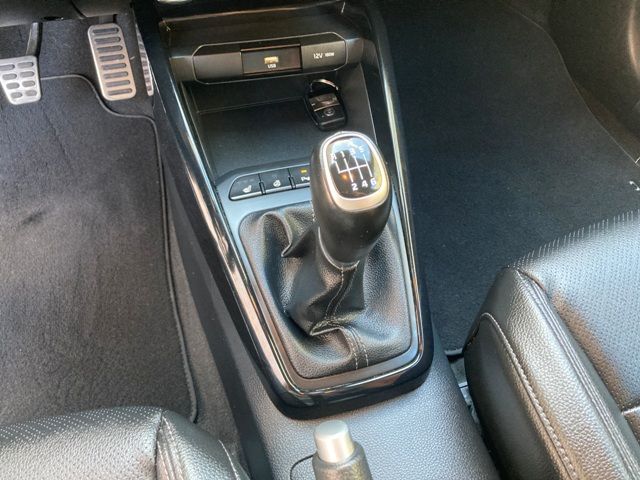 kia-rio-2023-gasolina-998cc