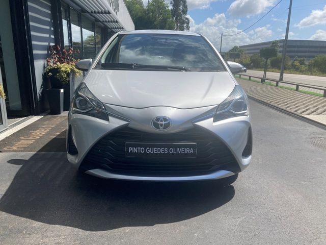 toyota-yaris-2020-gasolina-998cc