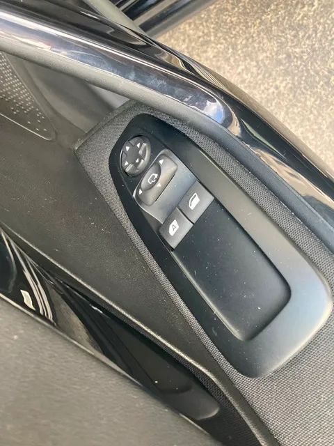 peugeot-208-2019-diesel-1499cc