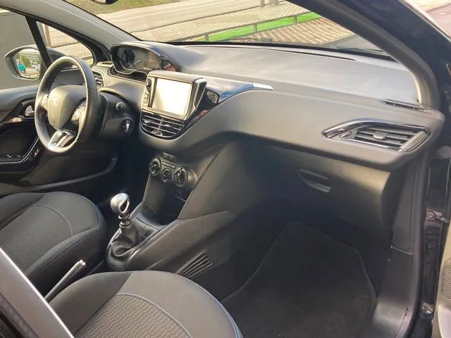 peugeot-208-2019-diesel-1499cc