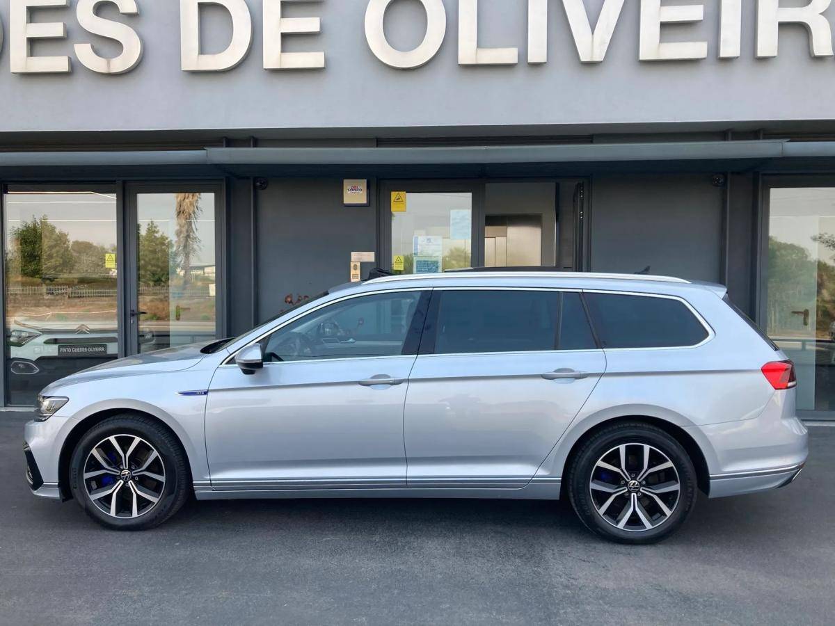 volkswagen-passat-variant-2022-hibrido-a-gasolina-1395cc