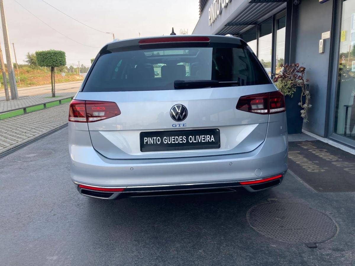 volkswagen-passat-variant-2022-hibrido-a-gasolina-1395cc