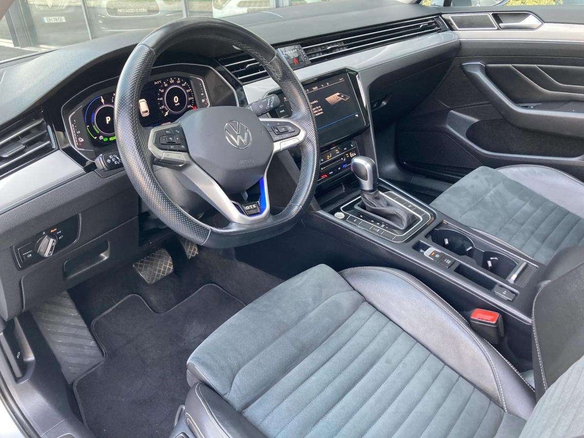 volkswagen-passat-variant-2022-hibrido-a-gasolina-1395cc