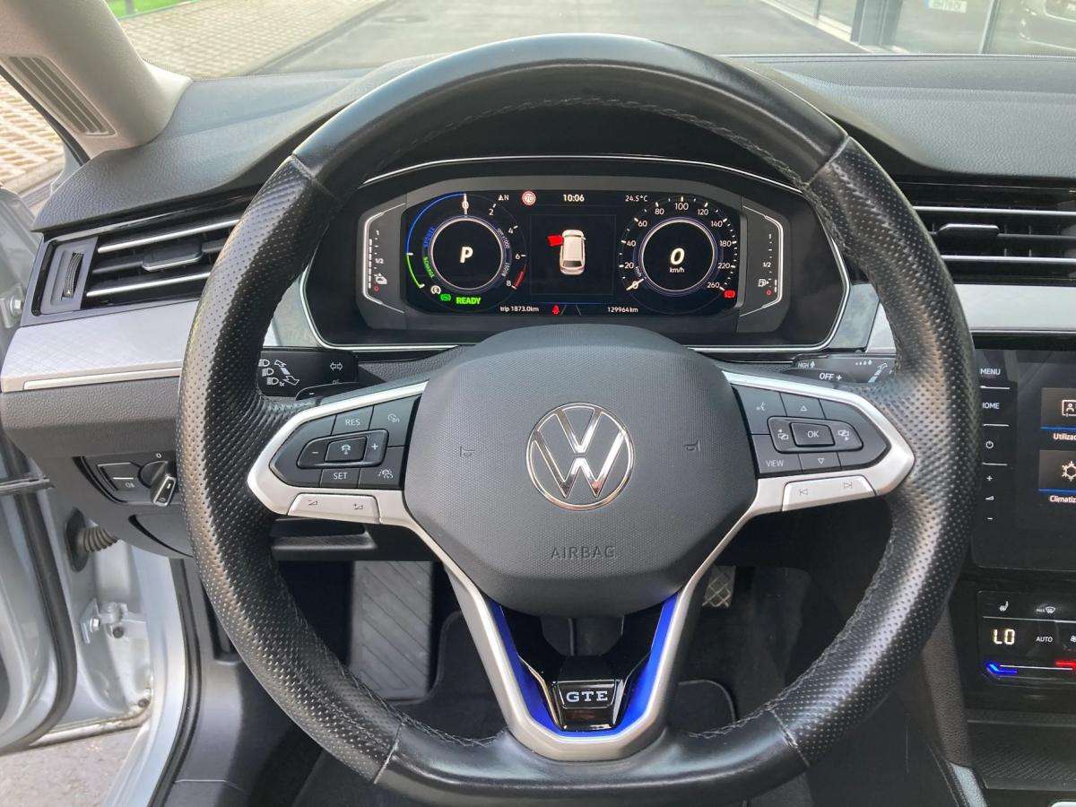 volkswagen-passat-variant-2022-hibrido-a-gasolina-1395cc