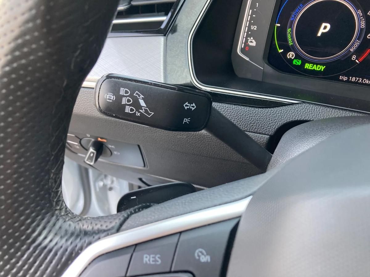 volkswagen-passat-variant-2022-hibrido-a-gasolina-1395cc