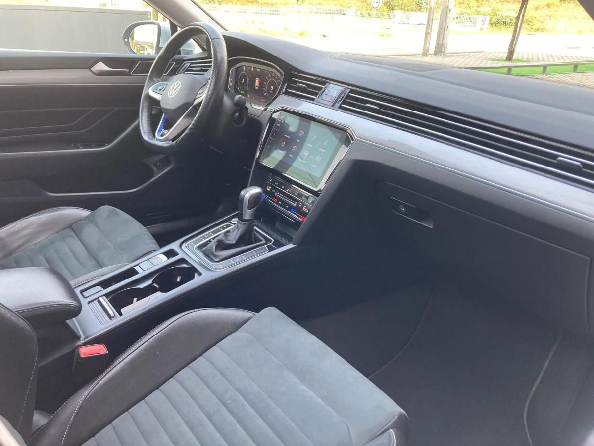 volkswagen-passat-variant-2022-hibrido-a-gasolina-1395cc