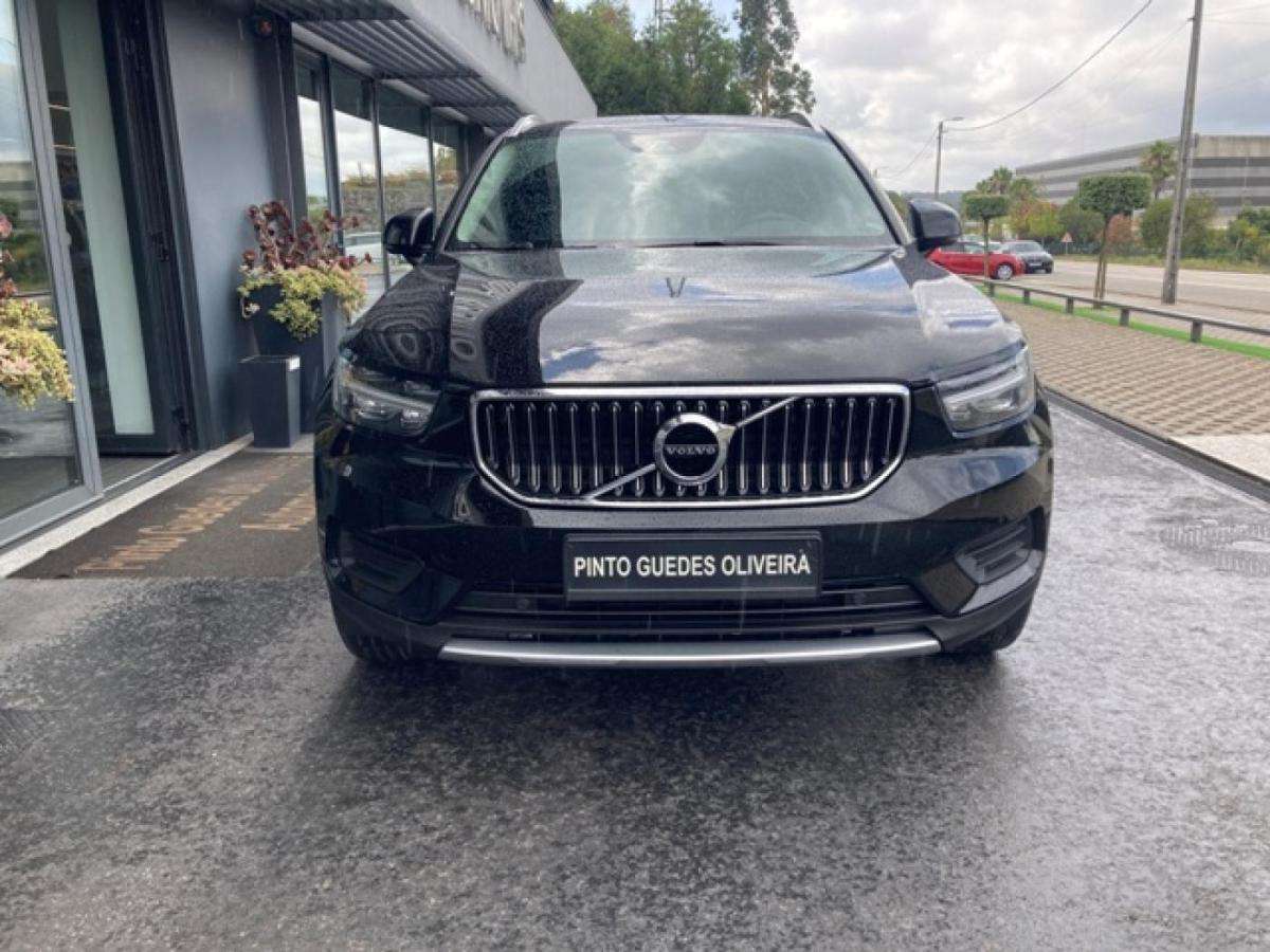 volvo-xc40-2022-hibrido-a-gasolina-1477cc
