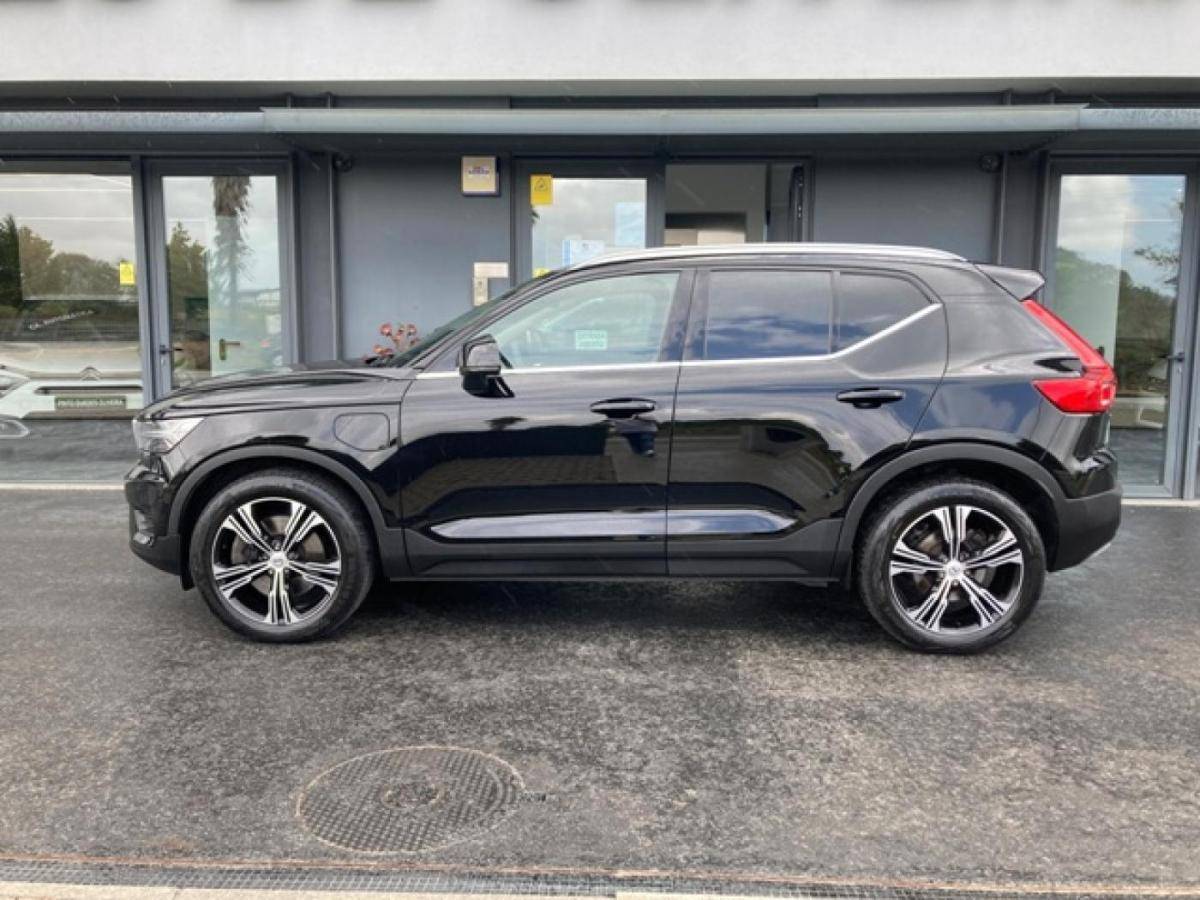 volvo-xc40-2022-hibrido-a-gasolina-1477cc