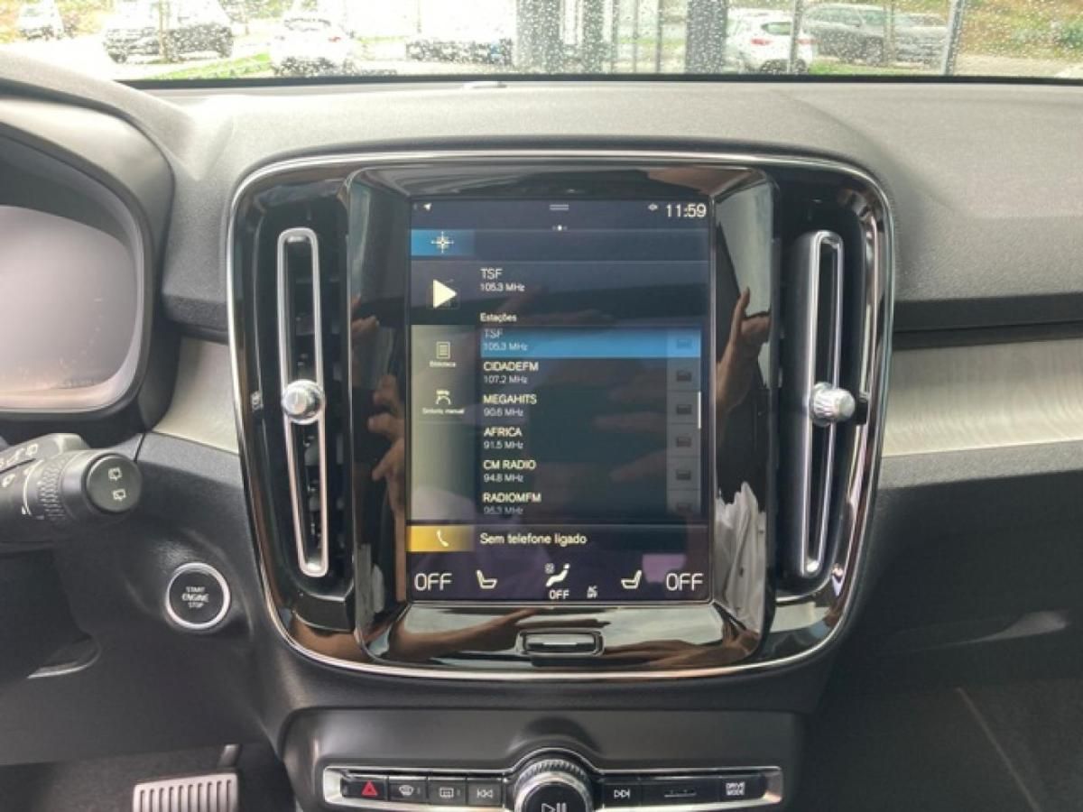 volvo-xc40-2022-hibrido-a-gasolina-1477cc