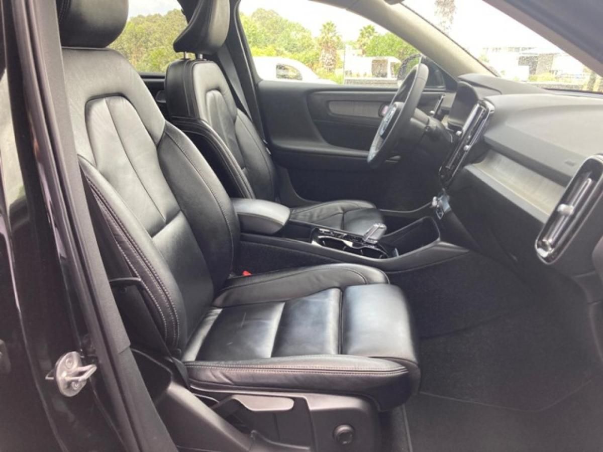 volvo-xc40-2022-hibrido-a-gasolina-1477cc