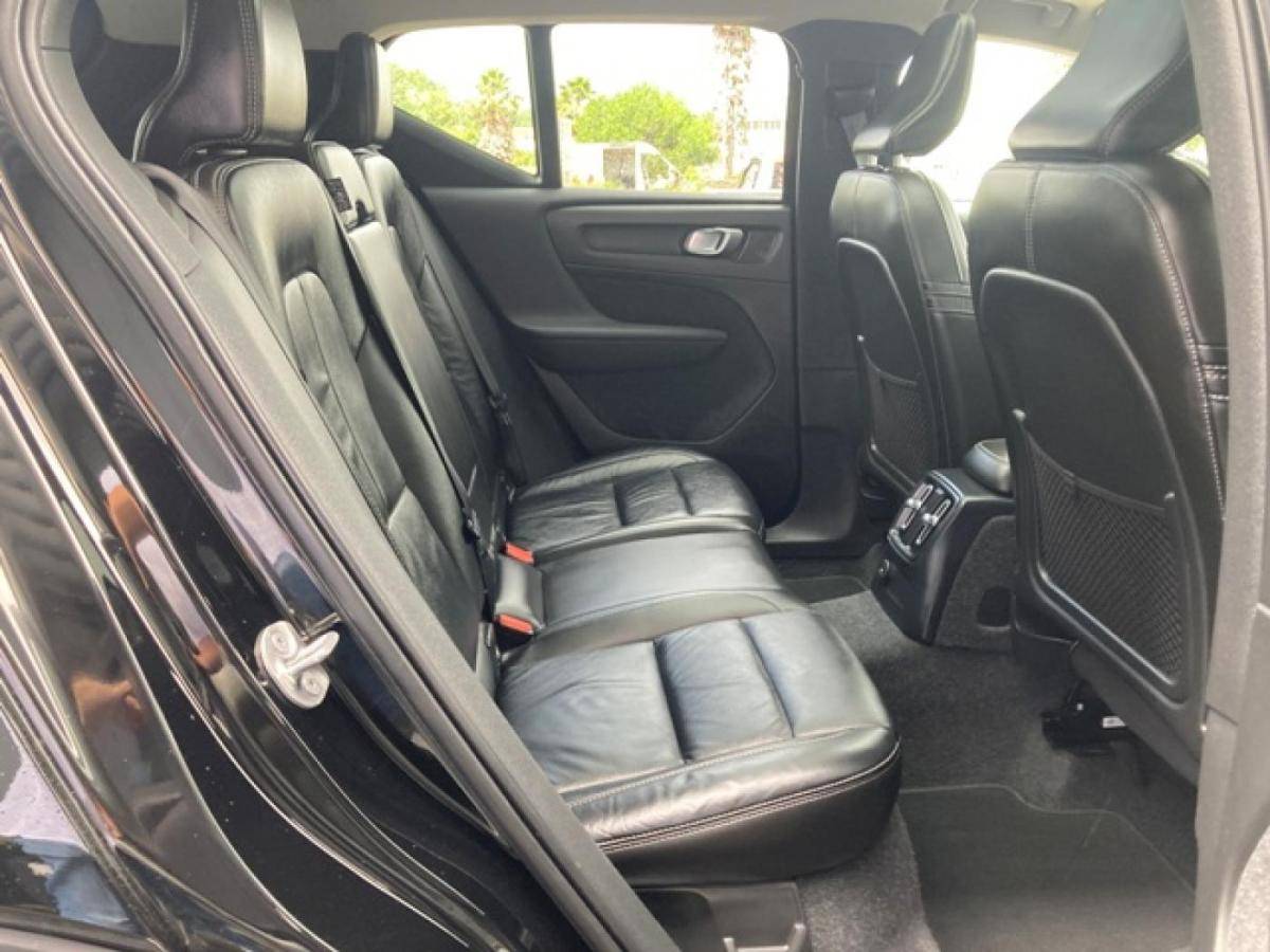 volvo-xc40-2022-hibrido-a-gasolina-1477cc