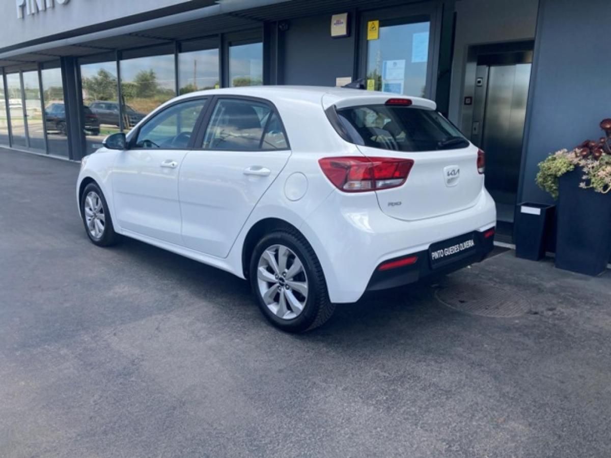 kia-rio-2022-gasolina-998cc