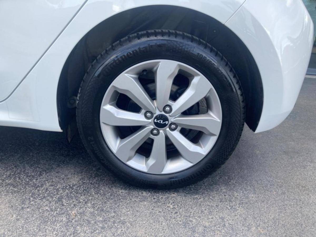 kia-rio-2022-gasolina-998cc