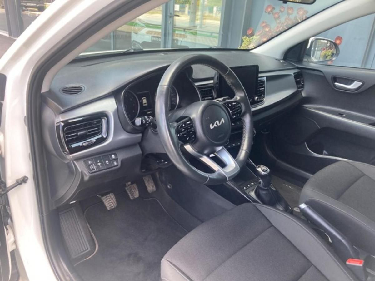 kia-rio-2022-gasolina-998cc
