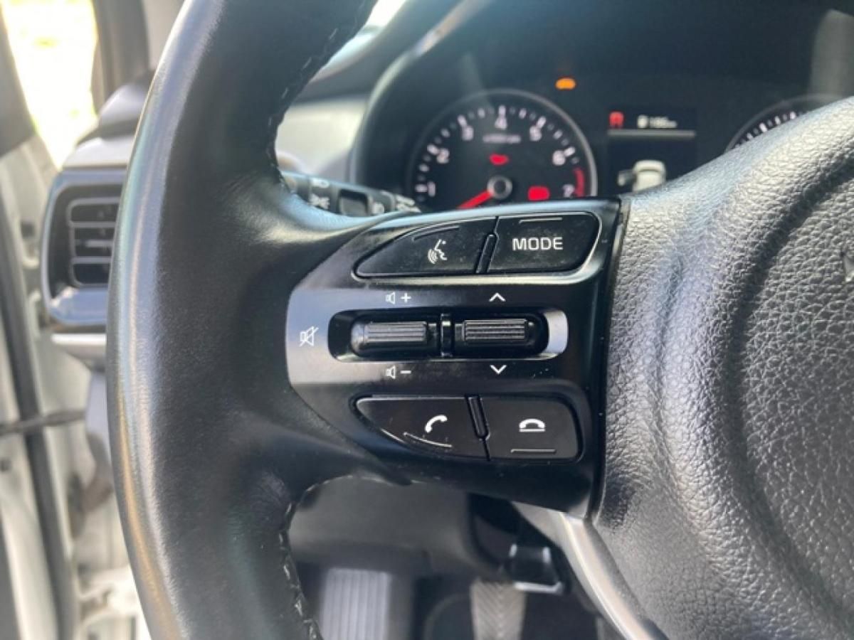 kia-rio-2022-gasolina-998cc