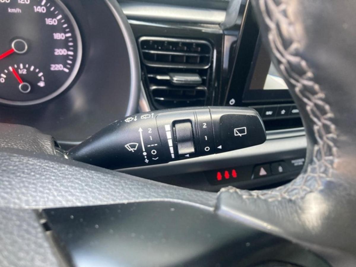 kia-rio-2022-gasolina-998cc