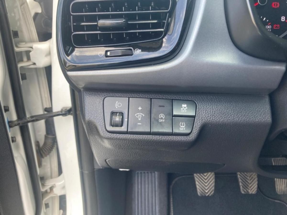 kia-rio-2022-gasolina-998cc