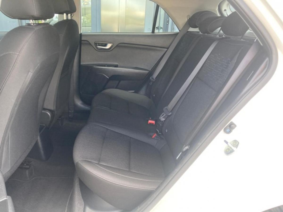 kia-rio-2022-gasolina-998cc
