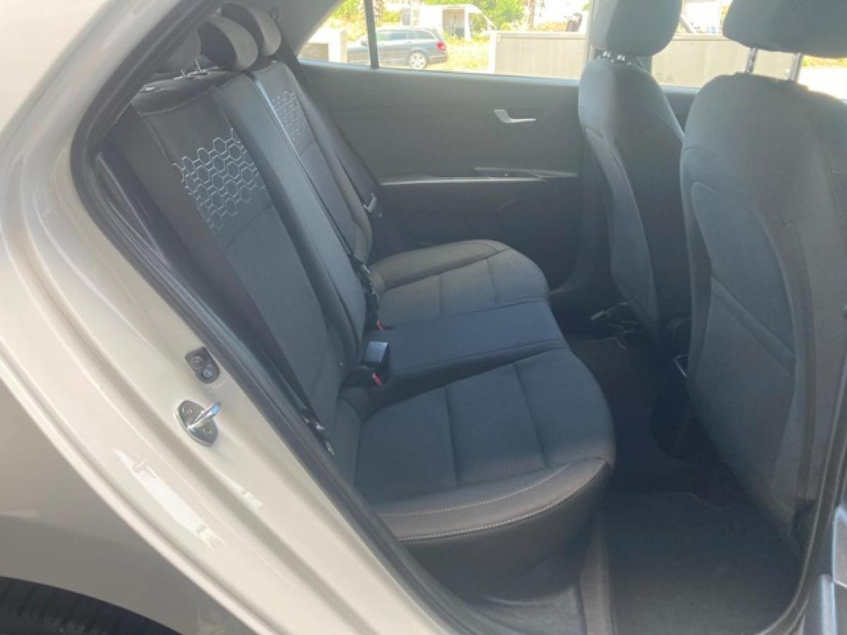 kia-rio-2022-gasolina-998cc