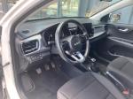 kia-rio-2022-gasolina-998cc