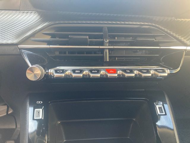peugeot-2008-2021-gasolina-1199cc