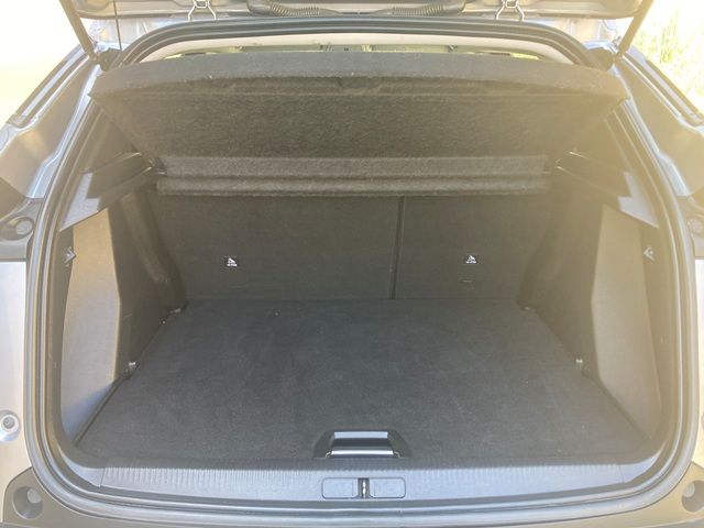 peugeot-2008-2021-gasolina-1199cc