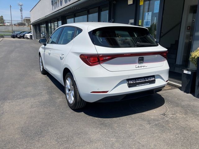 seat-leon-2022-gasolina-999cc