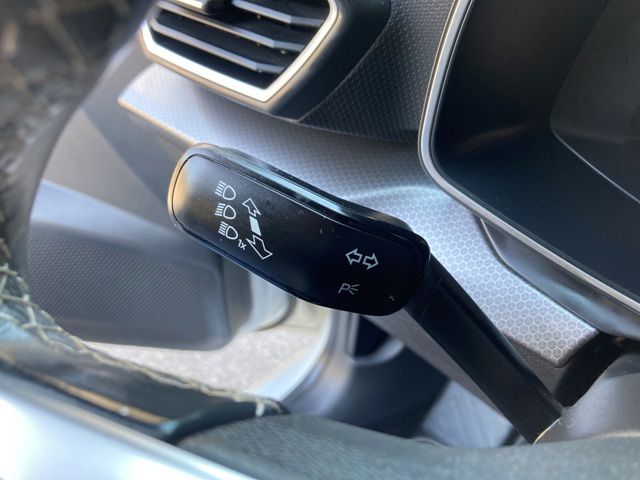 seat-leon-2022-gasolina-999cc