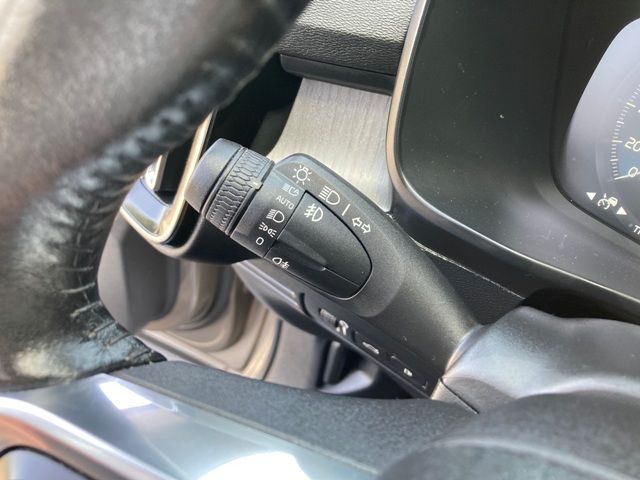 volvo-xc40-2021-hibrido-a-gasolina-1477cc