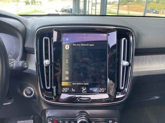 volvo-xc40-2021-hibrido-a-gasolina-1477cc