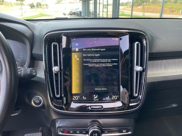volvo-xc40-2021-hibrido-a-gasolina-1477cc