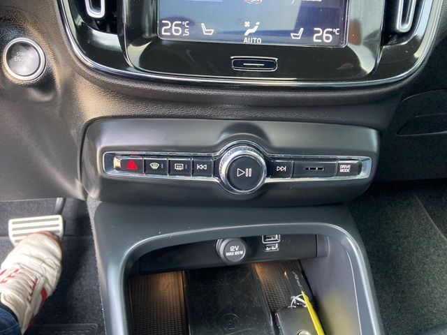 volvo-xc40-2020-gasolina-1969cc