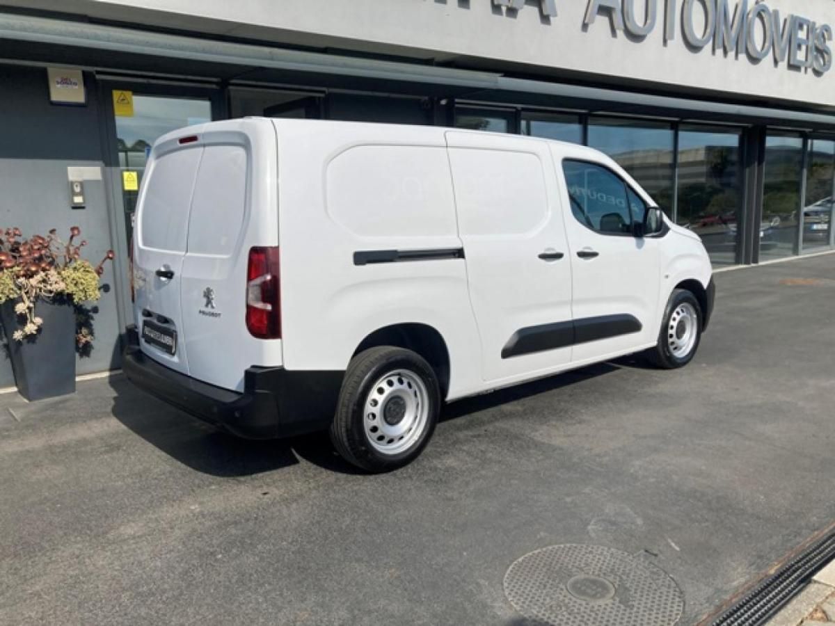 peugeot-partner-2023-diesel-1500cc