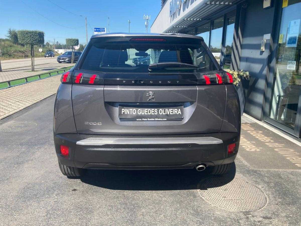 peugeot-2008-2023-diesel-1499cc