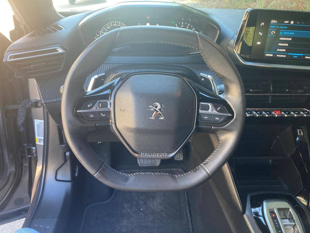 peugeot-2008-2023-diesel-1499cc