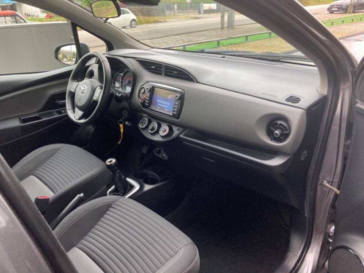 toyota-yaris-2020-gasolina-998cc