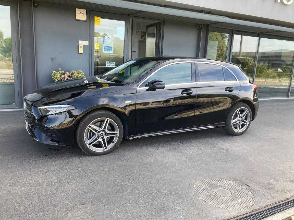 mercedes-benz-classe-a-2025-hibrido-a-gasolina-1332cc