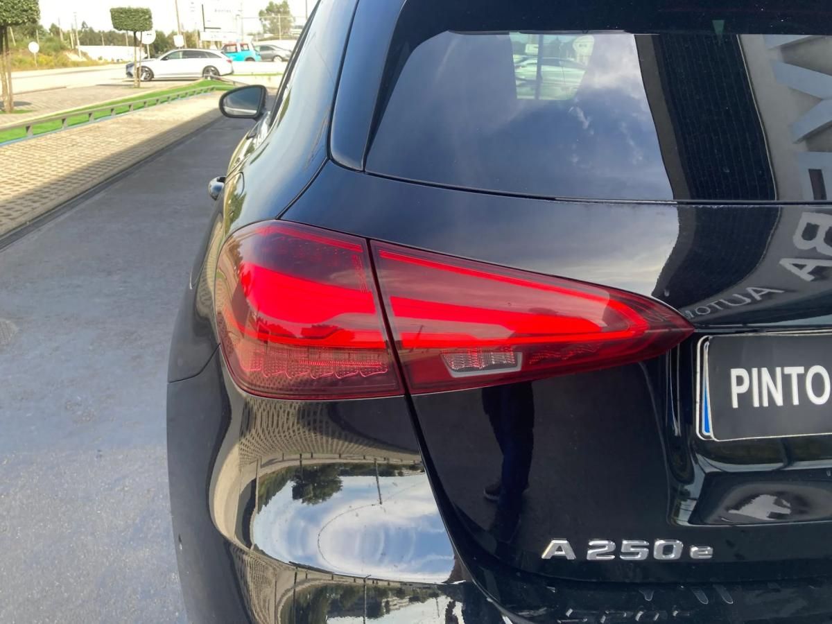 mercedes-benz-classe-a-2025-hibrido-a-gasolina-1332cc