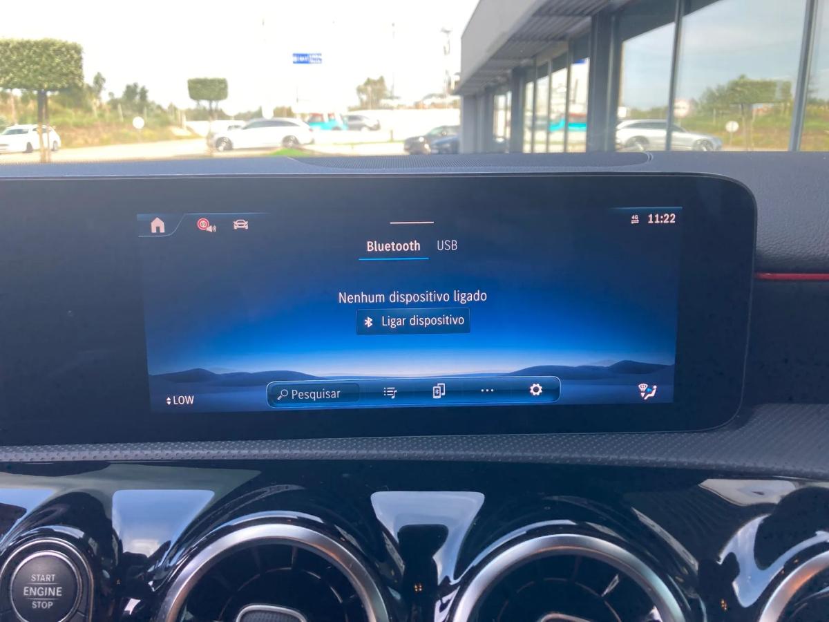 mercedes-benz-classe-a-2025-hibrido-a-gasolina-1332cc